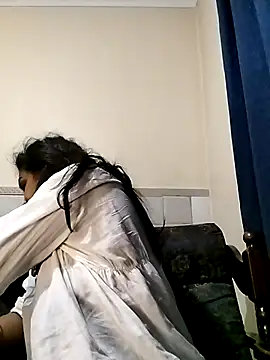 cute indianxo online show from 02-28-26, 03:17