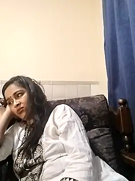 cute indianxo online show from 02-20-26, 10:01