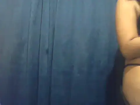 Snapshot of cute_indianxo chatting on 09-08-25, 05:34 cute indianxo online show from 09-08-25, 05:34