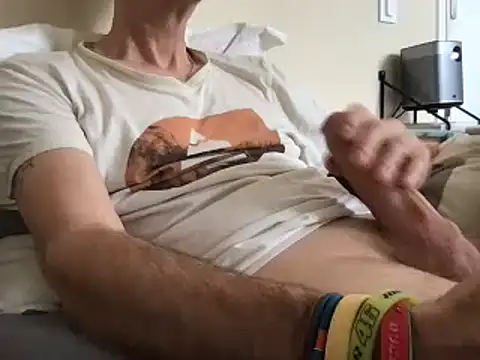 Snapshot of orbix2007 chatting on 02-19-26, 11:18 orbix2007 online show from 02-19-26, 11:18