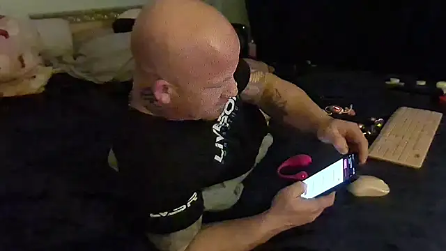 AntMeich6969 online show from 01-11-26, 08:49