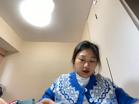 xena0501 online show from 11-08-25, 06:28