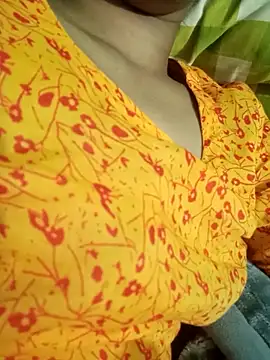 Snapshot of Black_Moon15 chatting on 01-18-26, 10:13 Black Moon15 online show from 01-18-26, 10:13