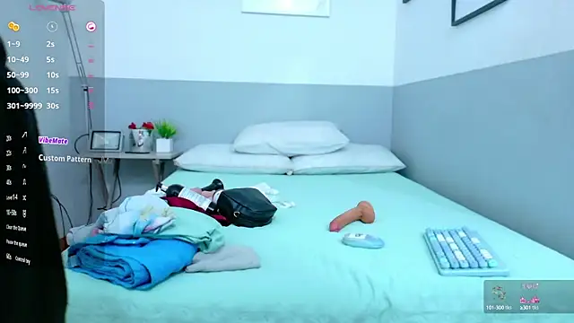 cutepetitee online show from 09-26-25, 08:05