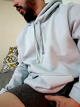 Maximiliano444 online show from 10-07-25, 12:22