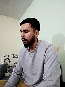 Maximiliano444 online show from 09-30-25, 02:50