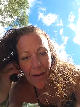 Snapshot of PhynneNicole chatting on 09-10-25, 06:40 PhynneNicole online show from 09-10-25, 06:40