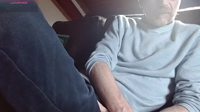 Vrenico-SC online show from 04-18-26, 03:36