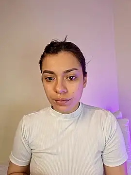 AmaiaSalvatore online show from 11-06-25, 09:30