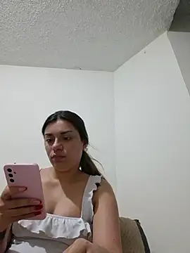Snapshot of AmaiaSalvatore chatting on 07-18-26, 11:02 AmaiaSalvatore online show from 07-18-26, 11:02