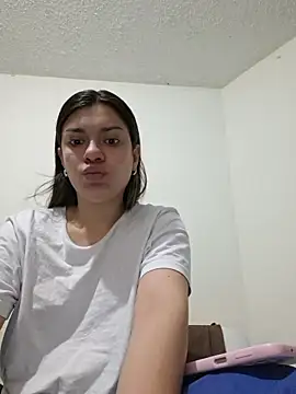 Snapshot of AmaiaSalvatore chatting on 06-09-26, 03:13 AmaiaSalvatore online show from 06-09-26, 03:13
