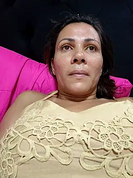 Snapshot of dyjaA chatting on 12-04-25, 08:30 dyjaA online show from 12-04-25, 08:30