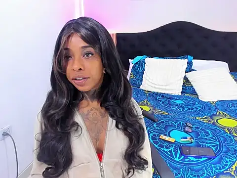 Pauline Fox online show from 03-07-26, 03:13