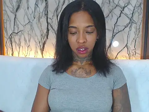 Pauline Fox online show from 11-02-25, 11:54