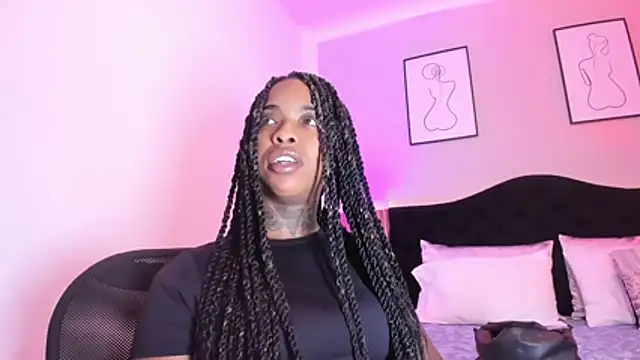 Pauline Fox online show from 04-15-26, 01:55