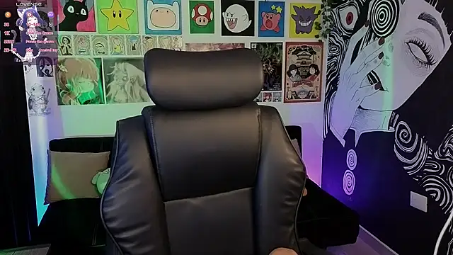 Yuhwan  online show from 11-27-25, 05:57