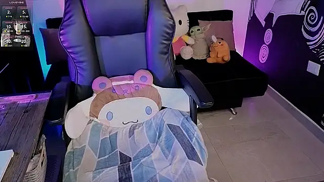 Yuhwan  online show from 02-13-26, 01:05