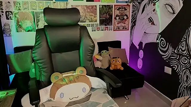 Yuhwan  online show from 02-18-26, 11:56