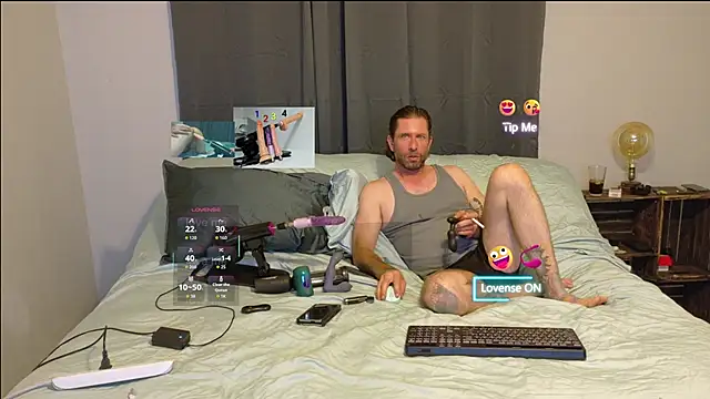danoo84 online show from 10-18-25, 04:25