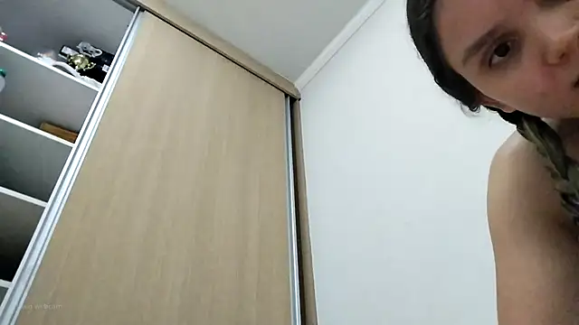 isabelly08ty online show from 10-23-25, 03:05