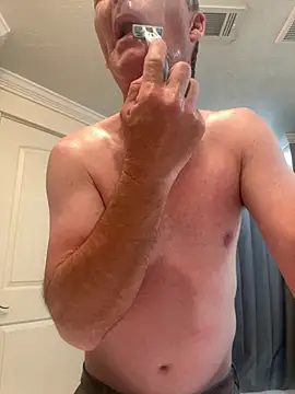 Snapshot of bleedthetrees chatting on 10-03-25, 10:39 bleedthetrees online show from 10-03-25, 10:39