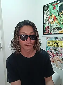 specialz0831 online show from 11-10-25, 10:31