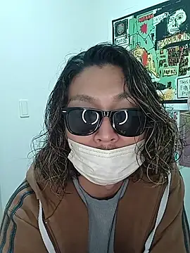 specialz0831 online show from 10-31-25, 11:22