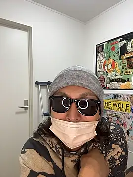 specialz0831 online show from 10-22-25, 05:18