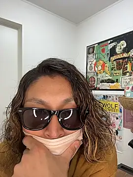 specialz0831 online show from 10-23-25, 11:53