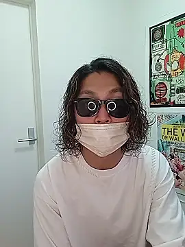 specialz0831 online show from 10-28-25, 04:57