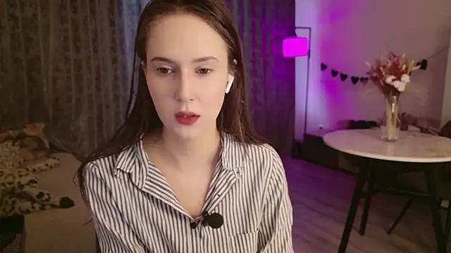 LucyRose3 online show from 03-06-26, 05:35