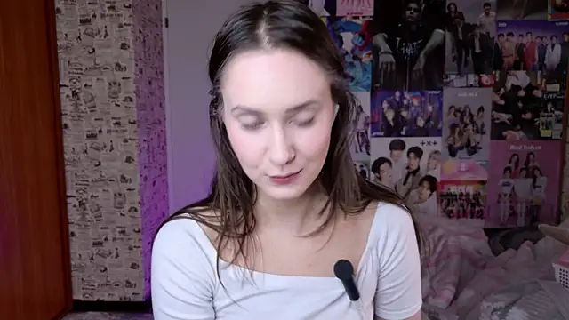 LucyRose3 online show from 12-16-25, 01:21