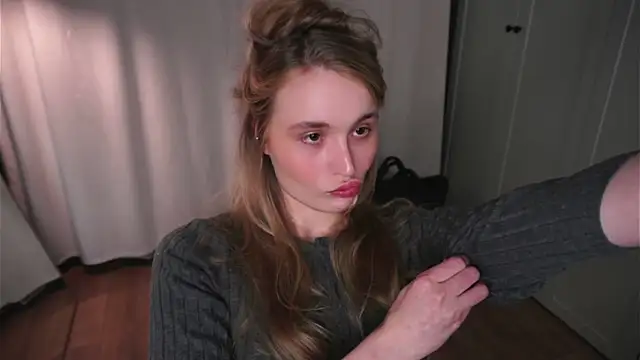 lisa schiele online show from 02-19-26, 08:17