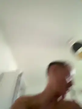 Snapshot of SwingWingWomanSweden chatting on 09-18-25, 06:16 SwingWingWomanSweden online show from 09-18-25, 06:16