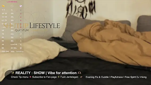 Snapshot of SwingWingWomanSweden chatting on 01-07-26, 08:08 SwingWingWomanSweden online show from 01-07-26, 08:08