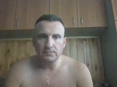Snapshot of Maksymilian1 chatting on 09-11-25, 04:29 Maksymilian1 online show from 09-11-25, 04:29
