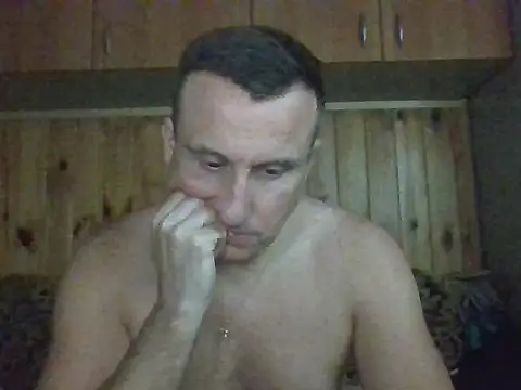 Maksymilian1 online show from 11-25-25, 03:01