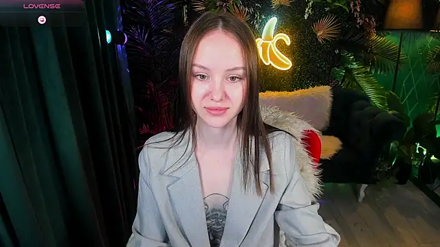 Snapshot of MarySparkle chatting on 05-03-26, 04:28 MarySparkle online show from 05-03-26, 04:28