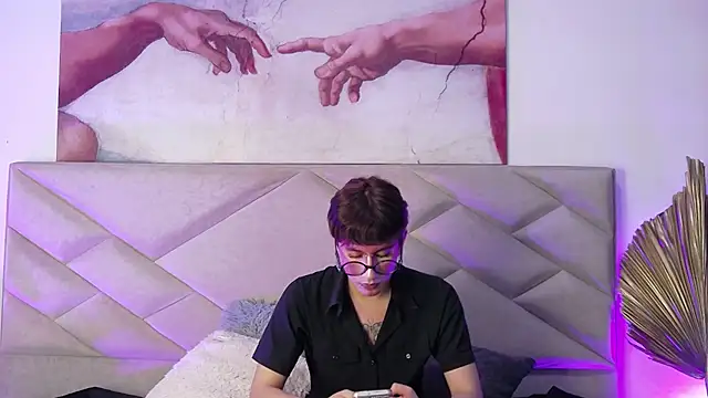 Snapshot of Soro_Lovelyboy chatting on 09-19-25, 04:16 Soro Lovelyboy online show from 09-19-25, 04:16