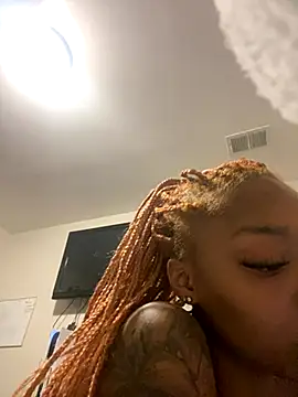 zanaaluvv online show from 09-26-25, 01:56