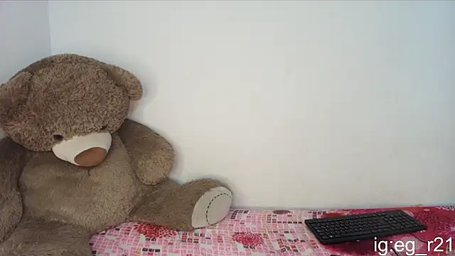 Snapshot of emma_grays2 chatting on 02-12-26, 05:40 emma grays2 online show from 02-12-26, 05:40