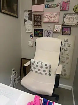 Snapshot of Juicystorm chatting on 02-09-26, 01:03 Juicystorm online show from 02-09-26, 01:03