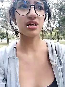 LuaBusch online show from 09-24-25, 06:58