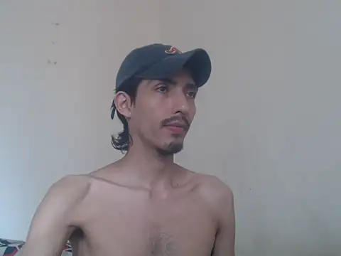 snackontime18 online show from 06-23-26, 07:01