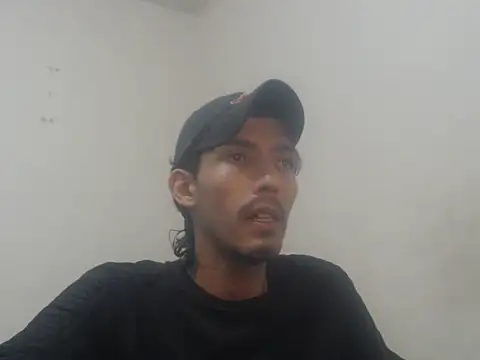 snackontime18 online show from 06-03-26, 03:07