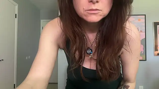 Snapshot of MommyGoddessL chatting on 07-08-26, 07:58 MommyGoddessL online show from 07-08-26, 07:58