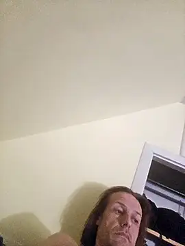 Danny19867 online show from 10-13-25, 08:43