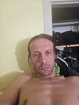 Danny19867 online show from 10-18-25, 03:08