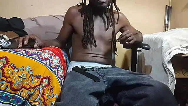 EYEzIAM online show from 10-12-25, 12:50