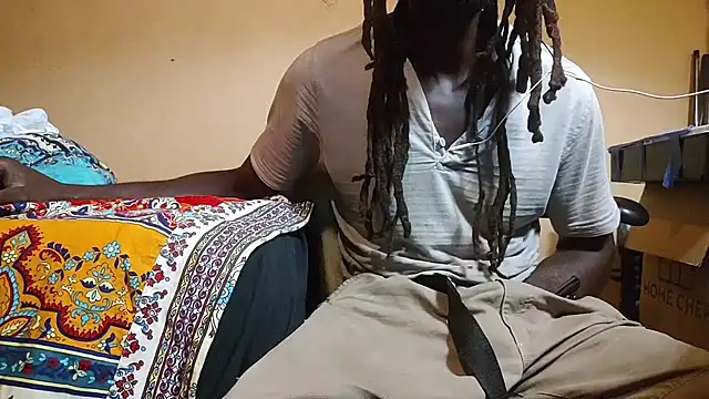 EYEzIAM online show from 10-09-25, 09:32